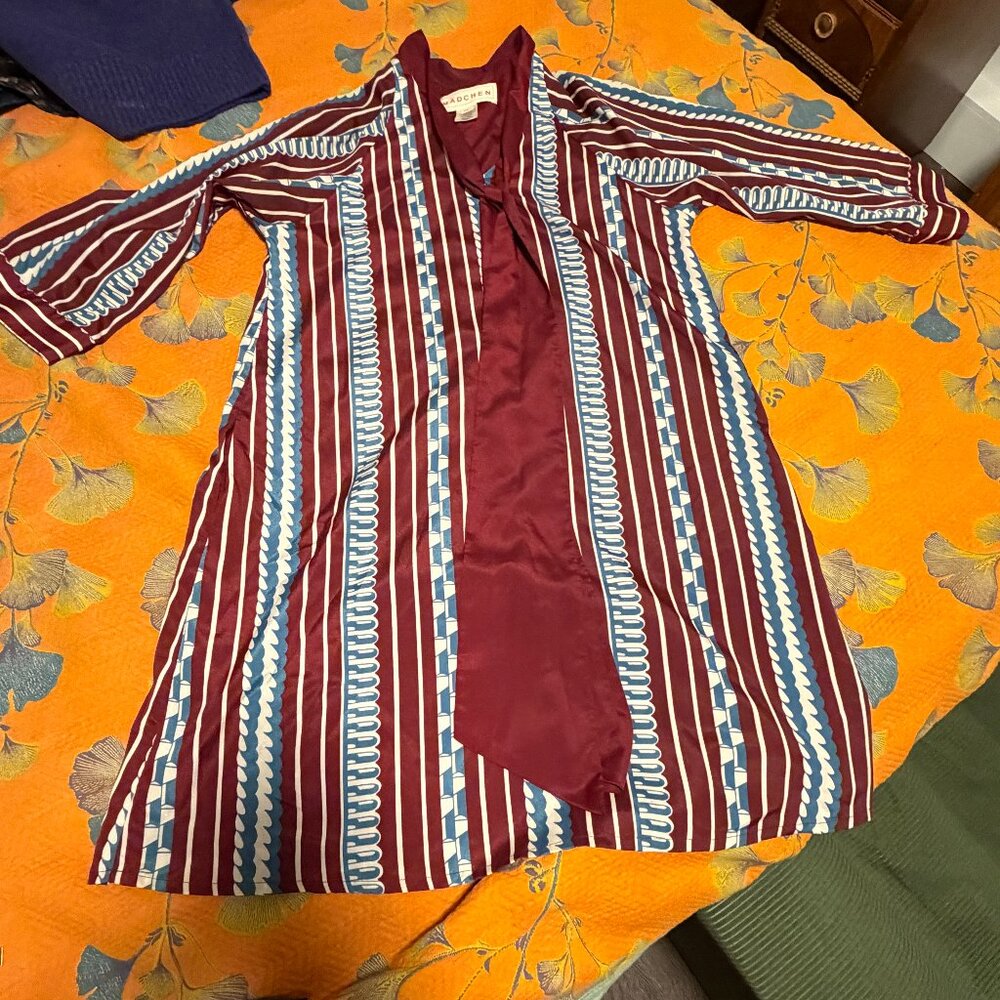 Madchen Tie Burgundy/Blue Dress Size 14